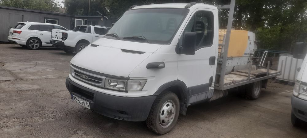 Vând Iveco Daily  35 C 10  în stare bună.