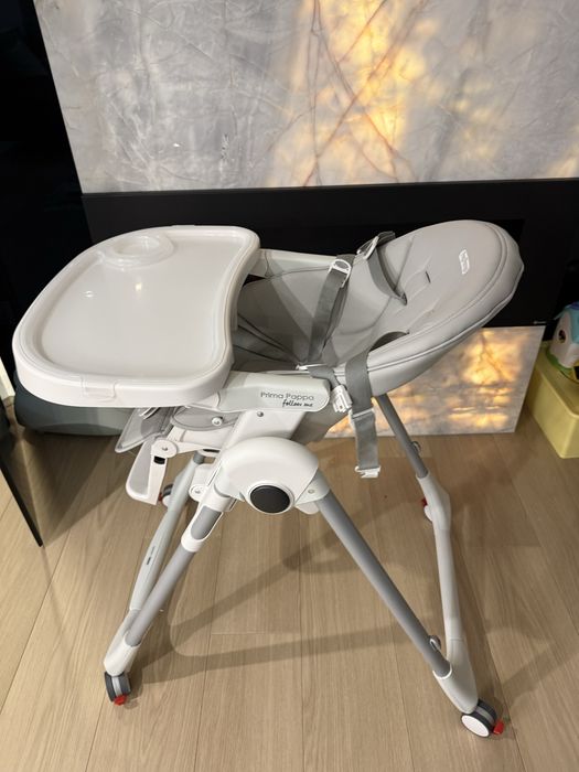 Стол за хранене -peg perego