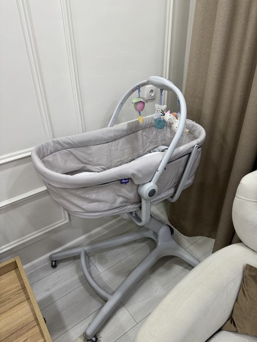 Продаю кроватку стульчик Chicco baby hug 4 в 1
