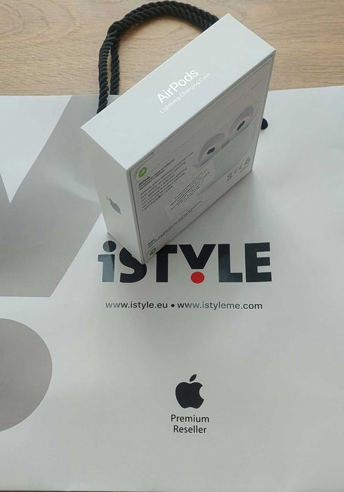 APPLE AirPods 3 (MPNY3ZM/A) Чисто Нови Фабрично Запечатана Кутуя