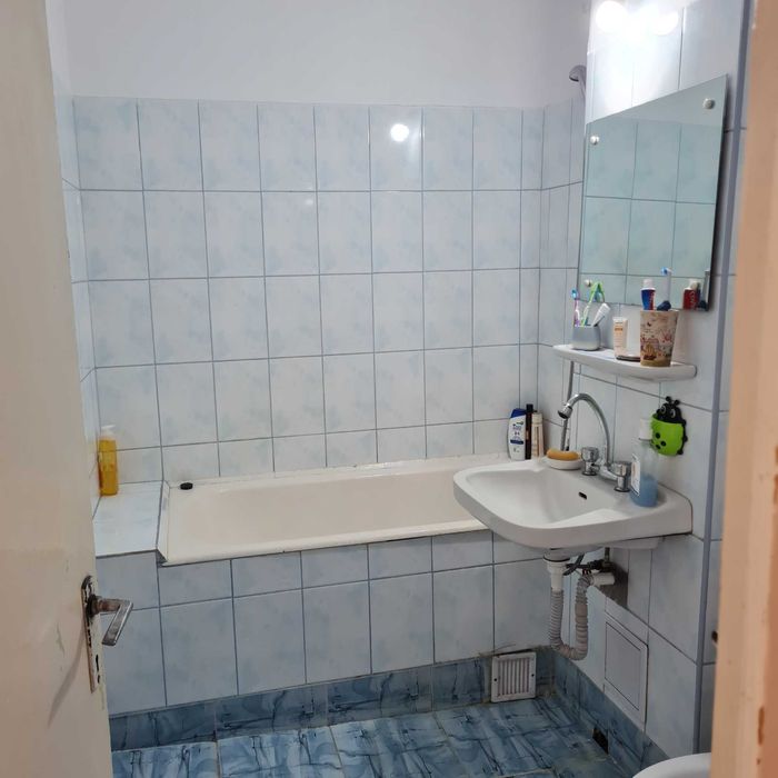 Vand apartament 3 camere, Județul Argeș,  oraș Topoloveni