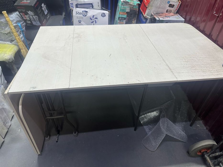 Продам стол за 25.000тг
