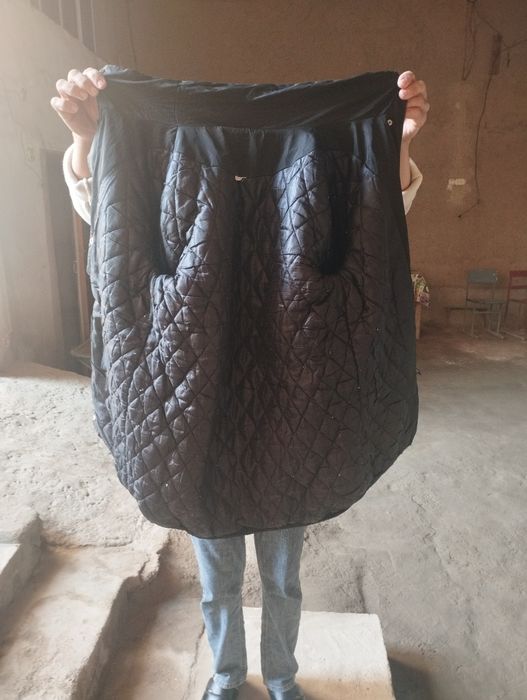 Куртка сотилади женская холати зур оладиганлар телефон килинглар гапла