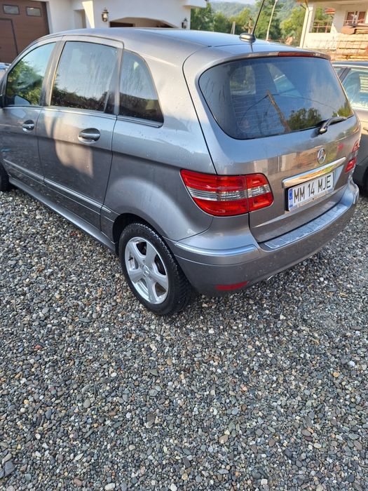 Mercedes B 200 2011
