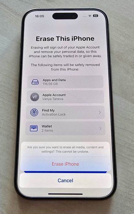 iPhone 15 Pro, 128GB, Natural Titan, в гаранция, перфектно състояние