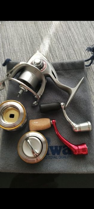 Продавам спининг макара daiwa ignis