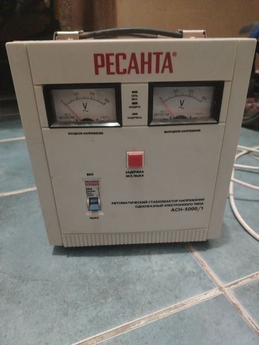 Стабилизатор 220В