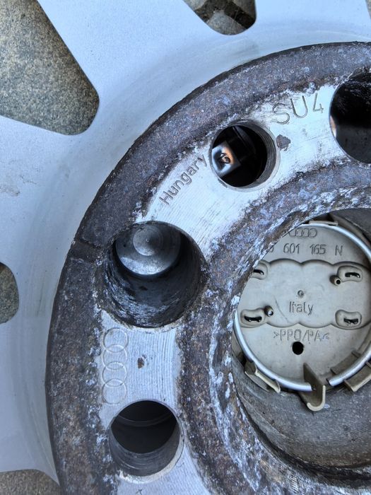 Set 4 jante aliaj Audi A4 - stare foarte bună