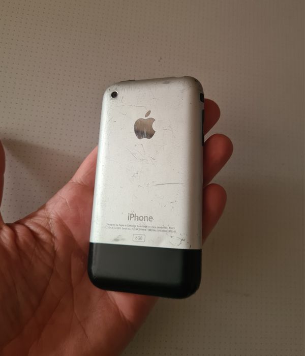 iPhone 2G 8GB Apple A1203 Telefon De Colectie Primul