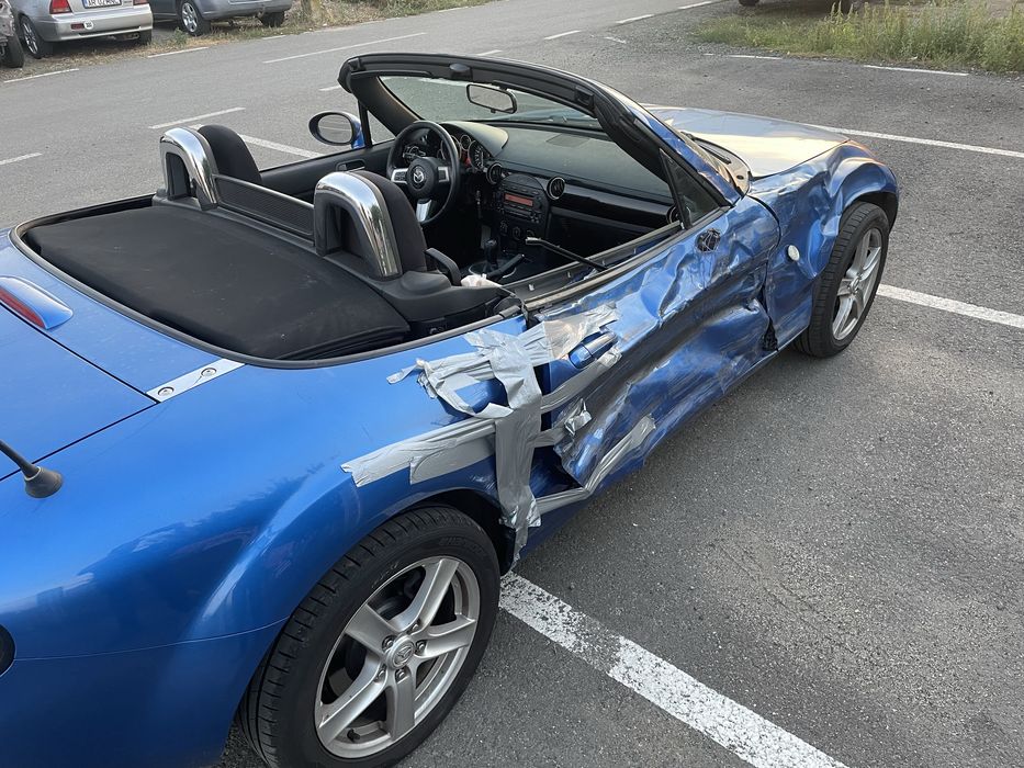 Mazda mx-5 model NC 1.8 avariat-accidentata
