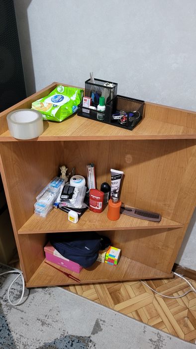 Полки для вещей.