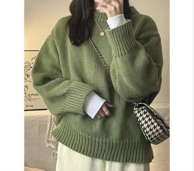 Продам.  свитер