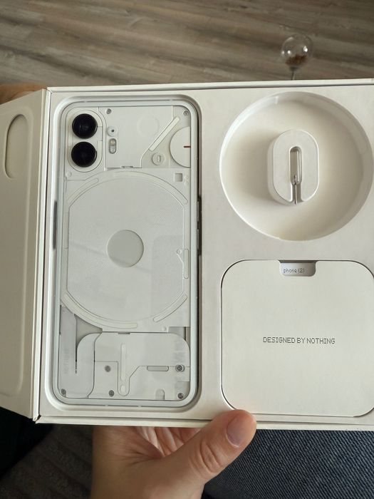 Nothing phone 2, 256gb + часы в подарок