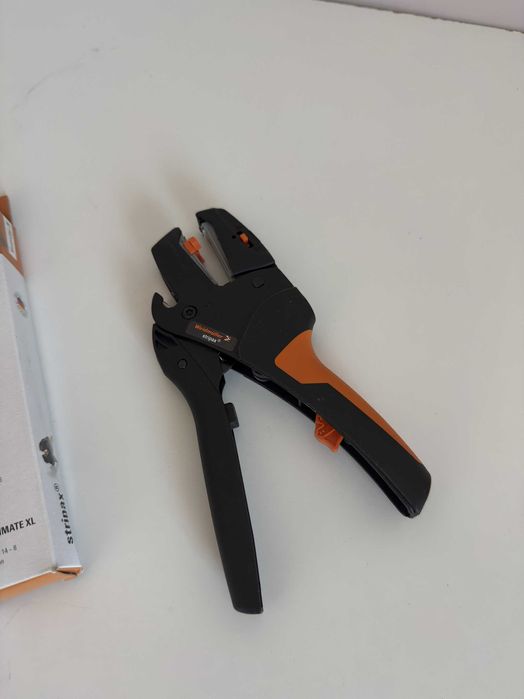 Cleste automat pentru dezizolat cabluri 0.8-10 mmp, STRIPAX Weidmuller