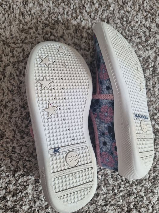 Детски пантофи Колев и Колев