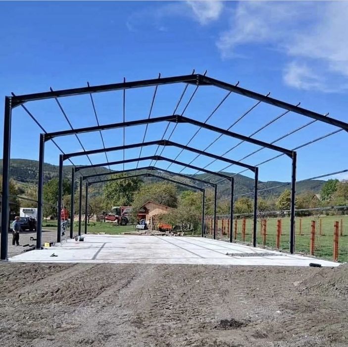 Hale metalice din stoc 10x15x3m