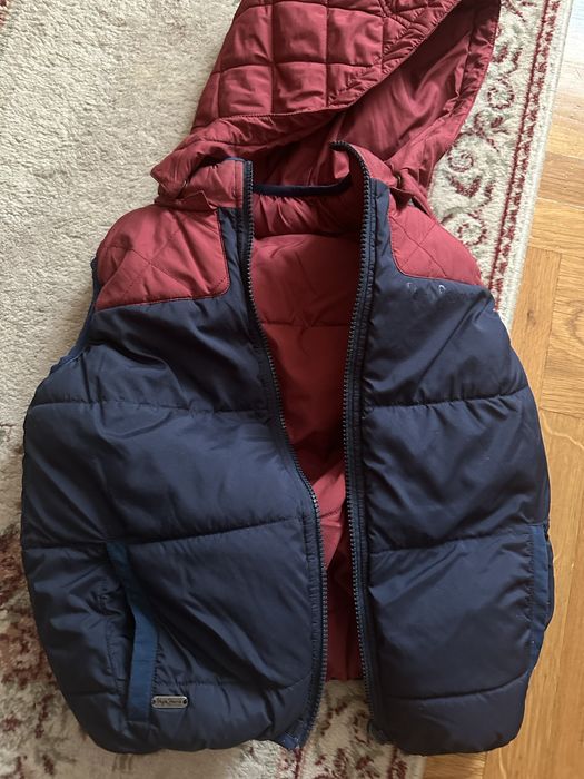 Pepe jeans двулицев елек 7-9дете