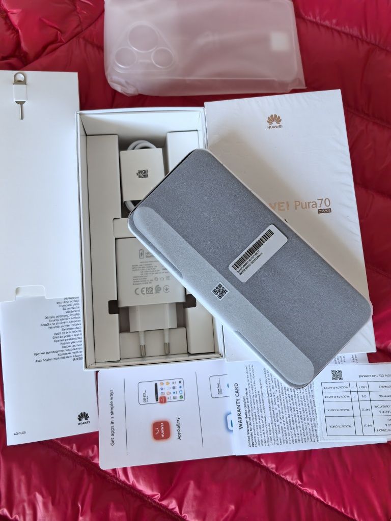 Невключван Huawei pura 70 с 3 години гаранция!