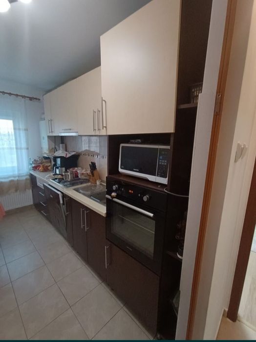 Vând apartament 3 camere MICRO 17