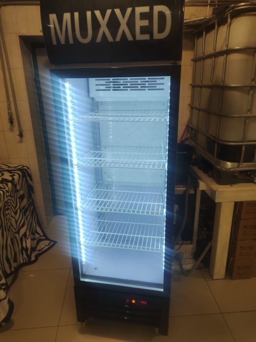 продам холодильник для напитков