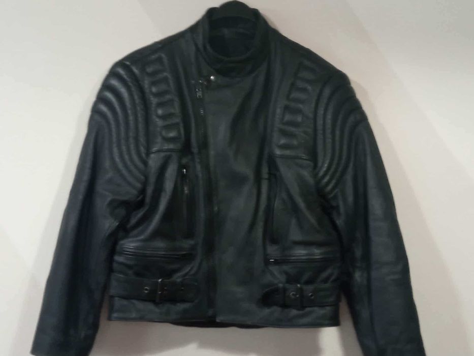 продавам Оригинално рокерско  яке