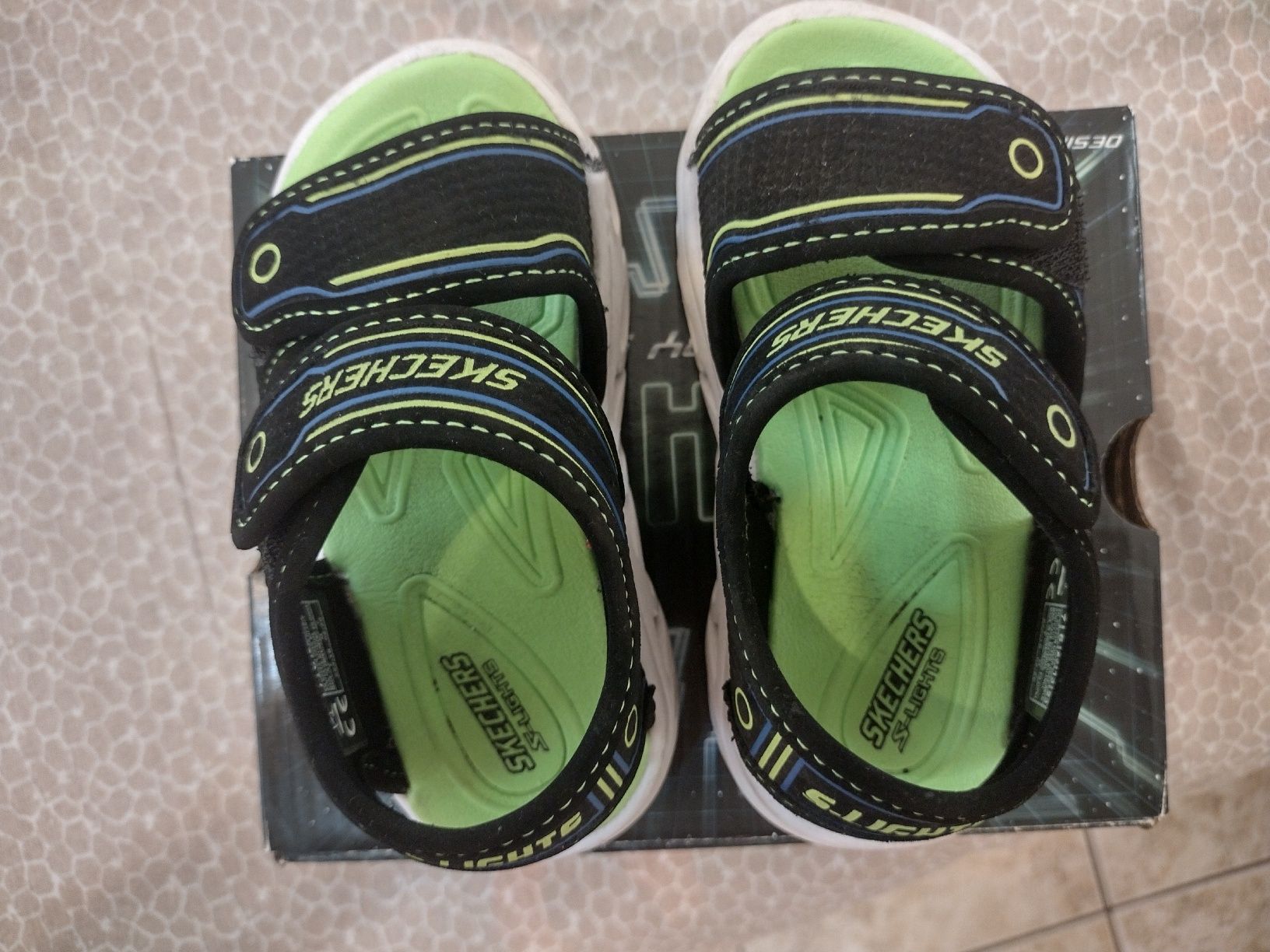 Детски сандали  Skechers светещи