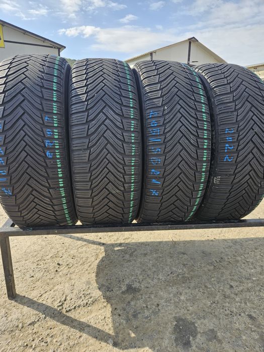 Vând anvelope iarna 205/55/17 205/55r17 MICHELIN