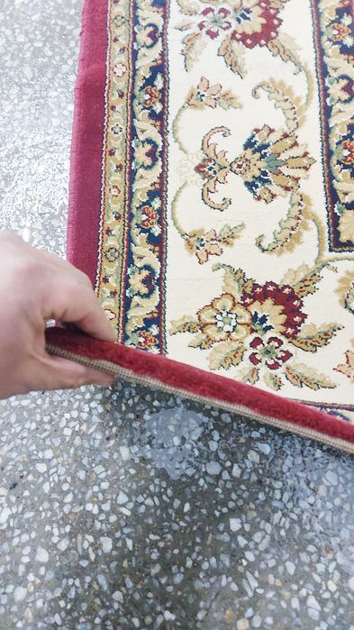 Продам ковёр в отличном состоянии