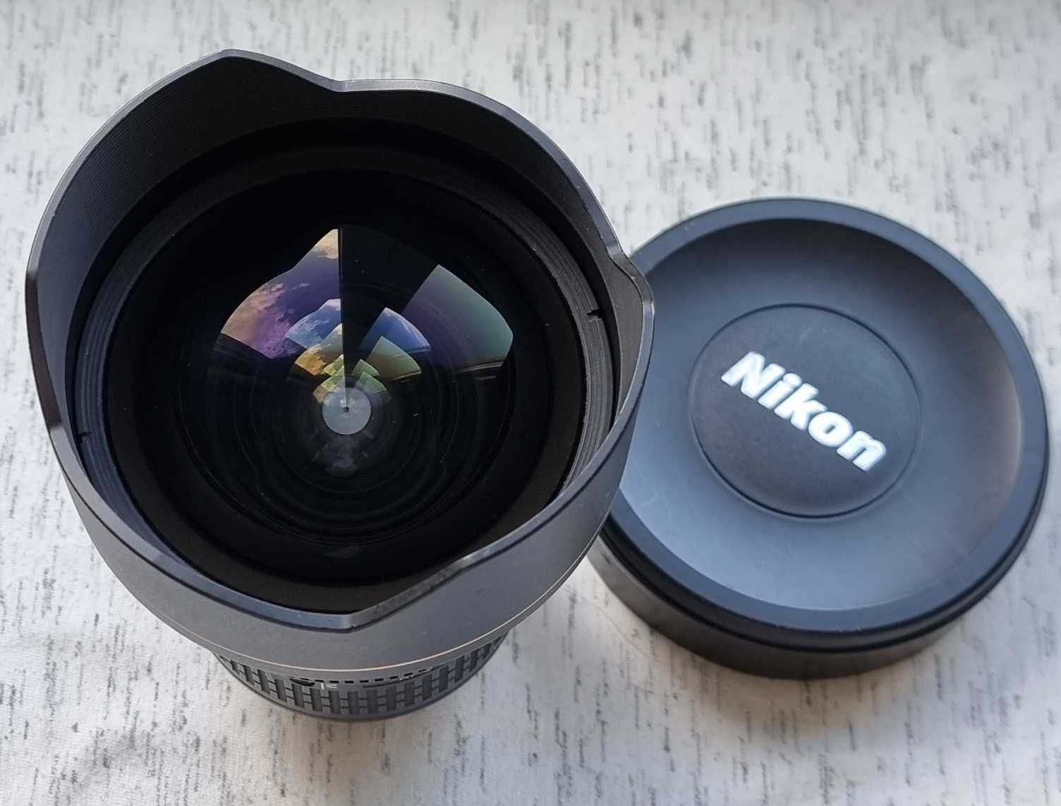 Nikon AF-S Nikkor 14-24 f/2.8G ED (s/n 365428)