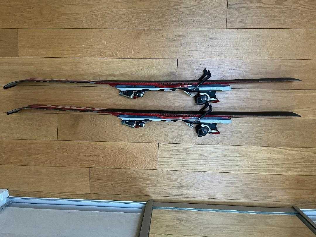 Ski  Atomic   GS9