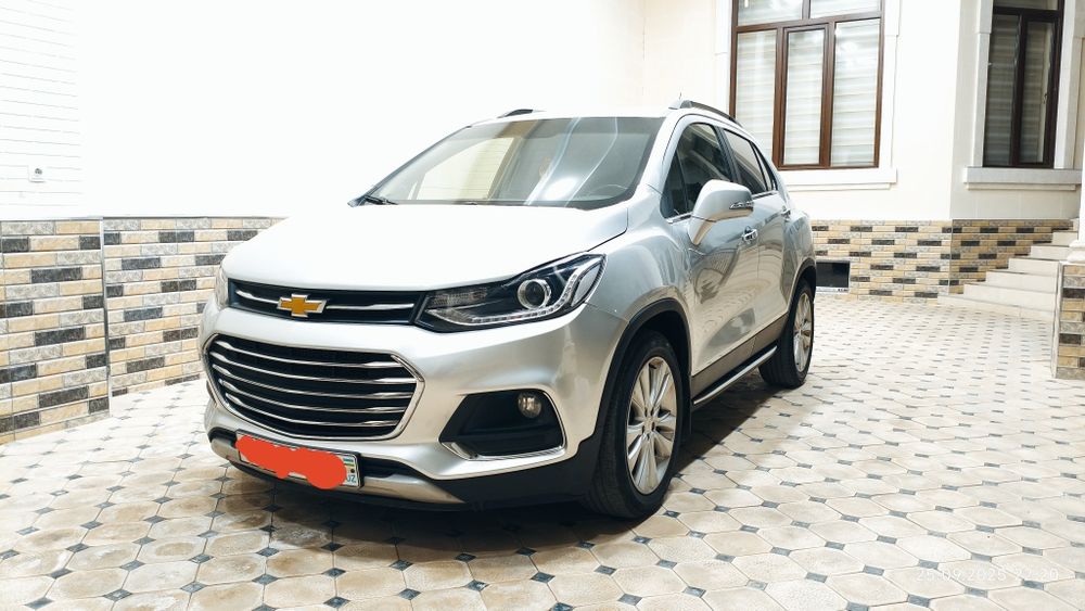Tracker 1 2019 premier avtomat
