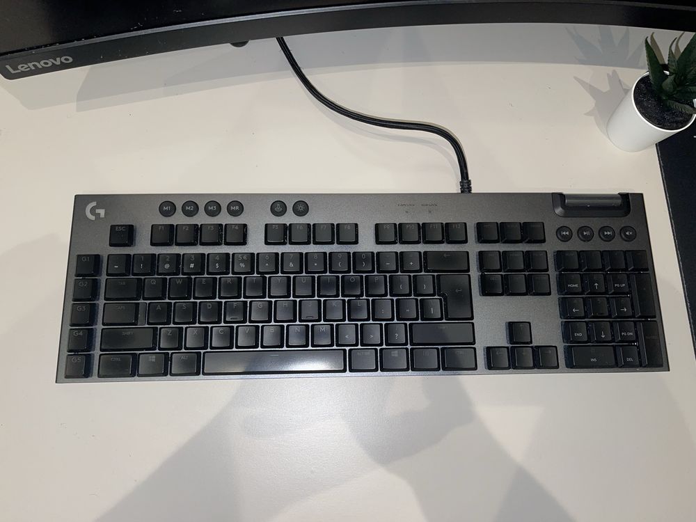 Logitech G815 клавиатура