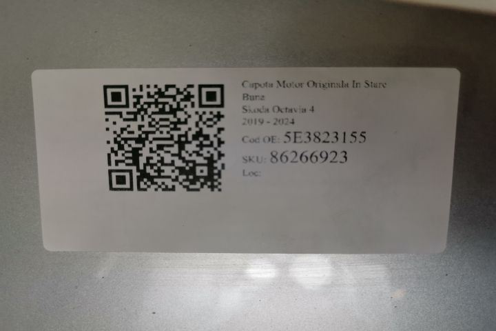 Оригинален Преден Капак В Добро Състояние Шкода / Skoda Octavia 4