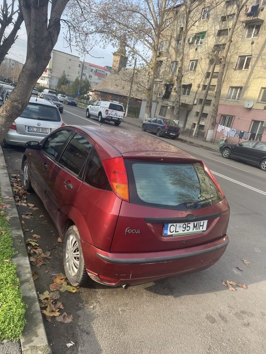 Vand ford focus 1 pt dezmembrari sau rabla