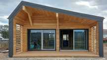 Cabane A-Frame – Design modern, confort maxim, impact minimalistic