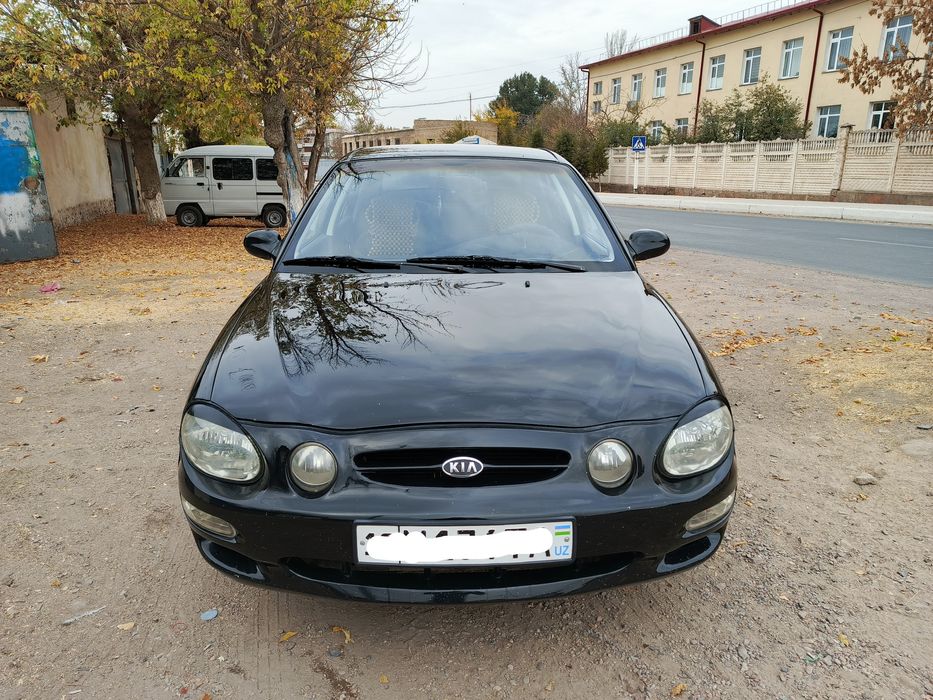 Продаётся машина kia shuma 1998 года