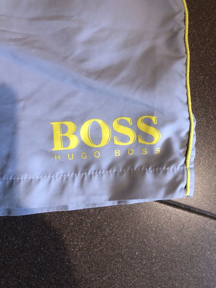 Hugo Boss Мъжки Къси Гащи За Плуване Бански Размер L