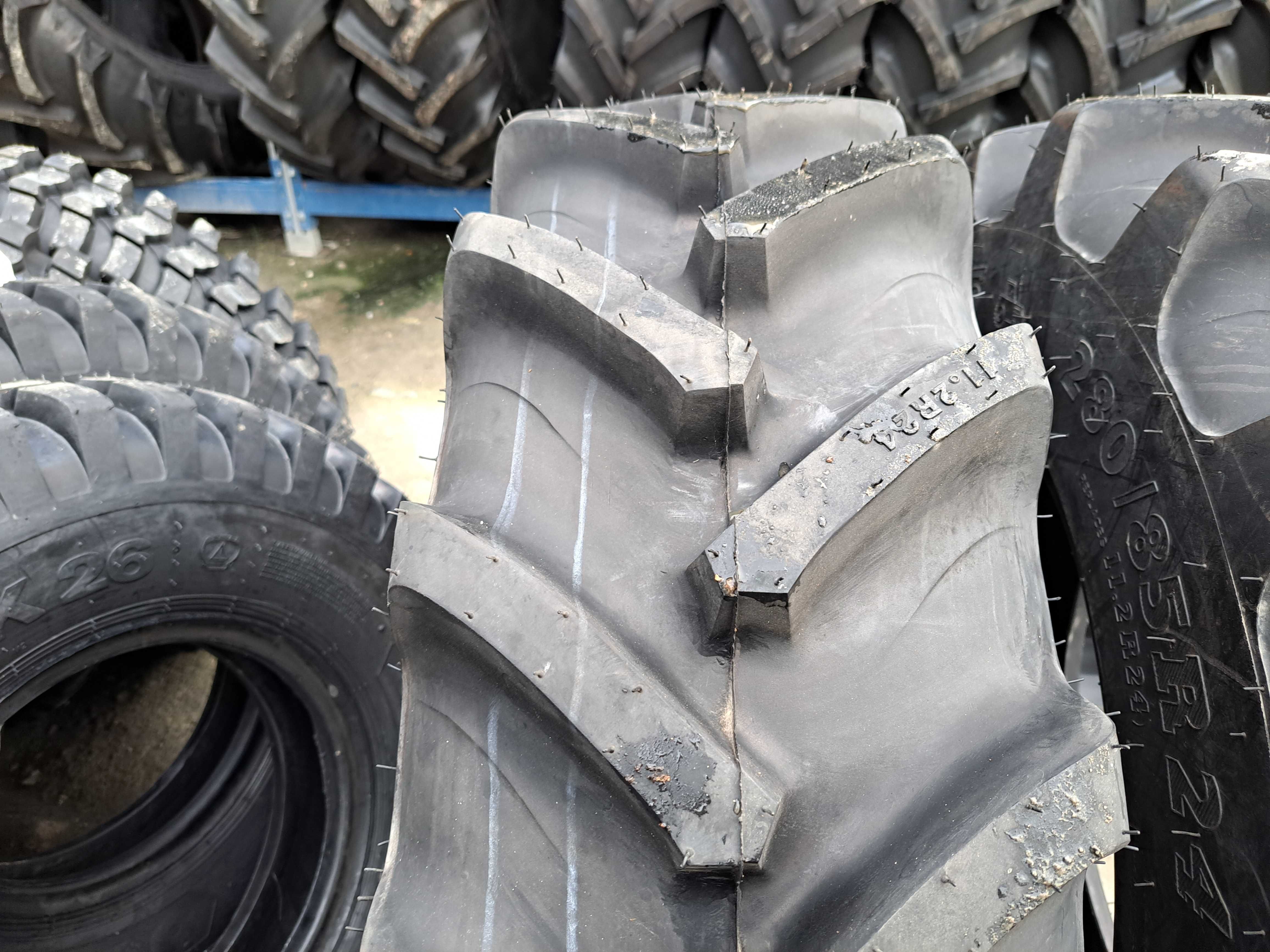 Anvelope noi pentru TRACTOR 280/85R24 MRL cauciucuri radiale 11.2R24