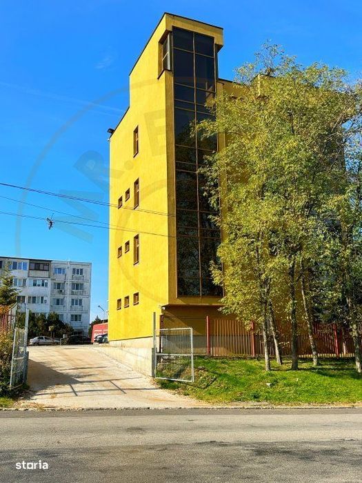 Cladire moderna de inchiriat – ideala pentru clinica medicala sau co