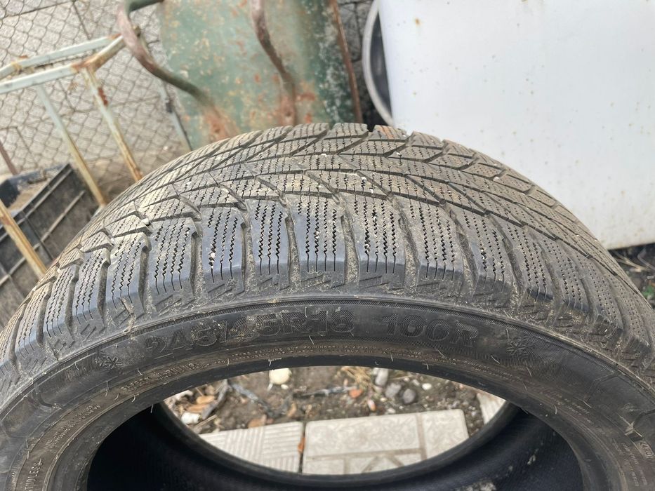Продам зимние шины18 , 245/45