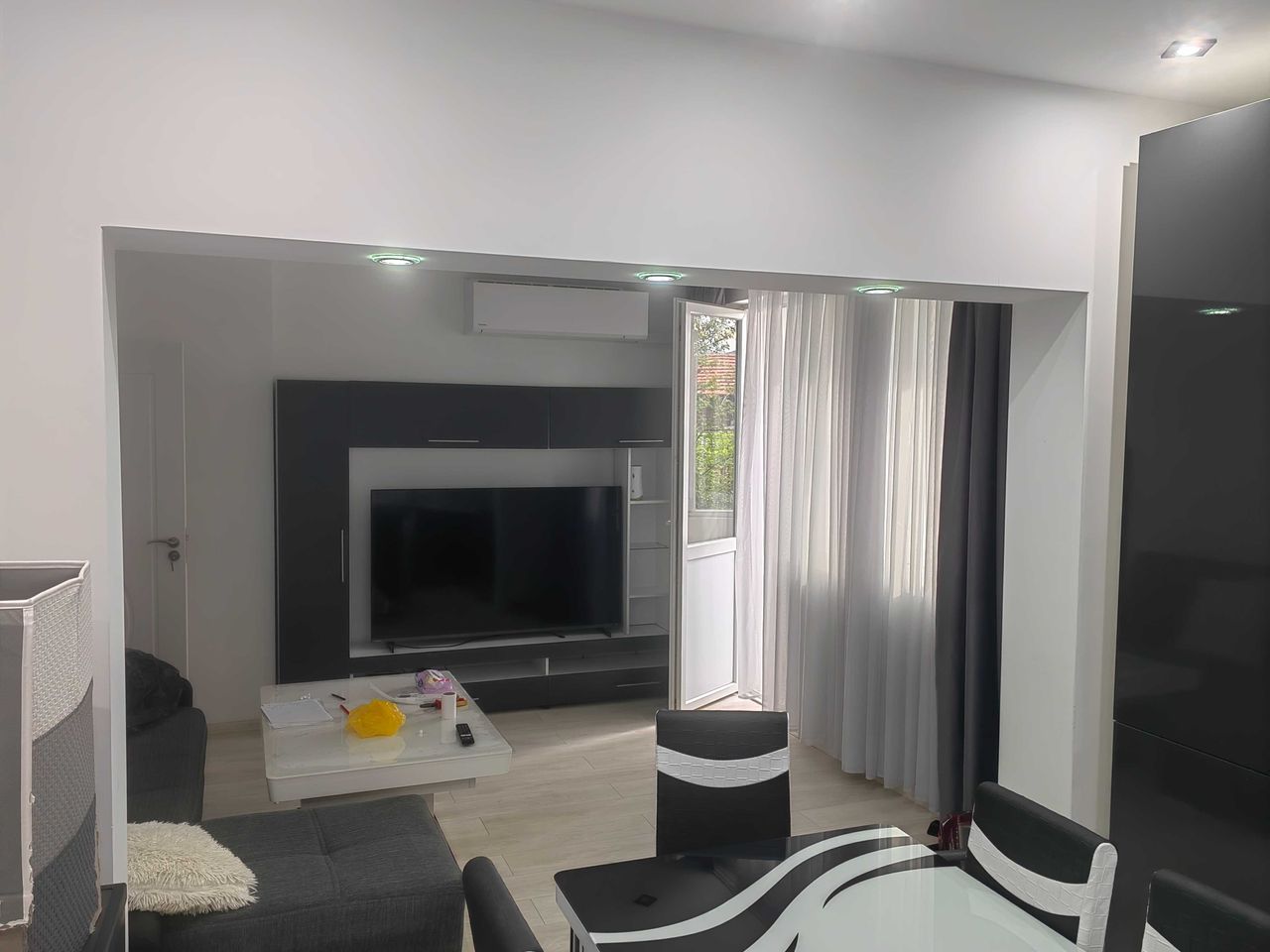 Продава се Етаж от къща в Кюстендил, Център - 92 кв.м за 979 €/кв.м - Снимка #6