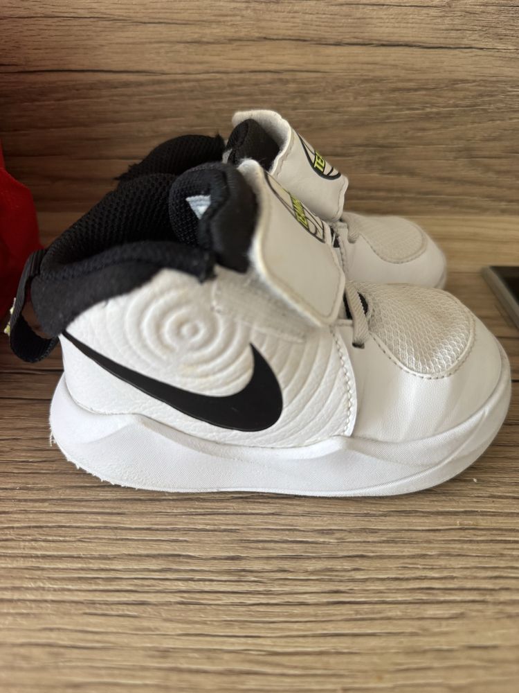 Детско Боти и маратонки за момче Adidas,Найк