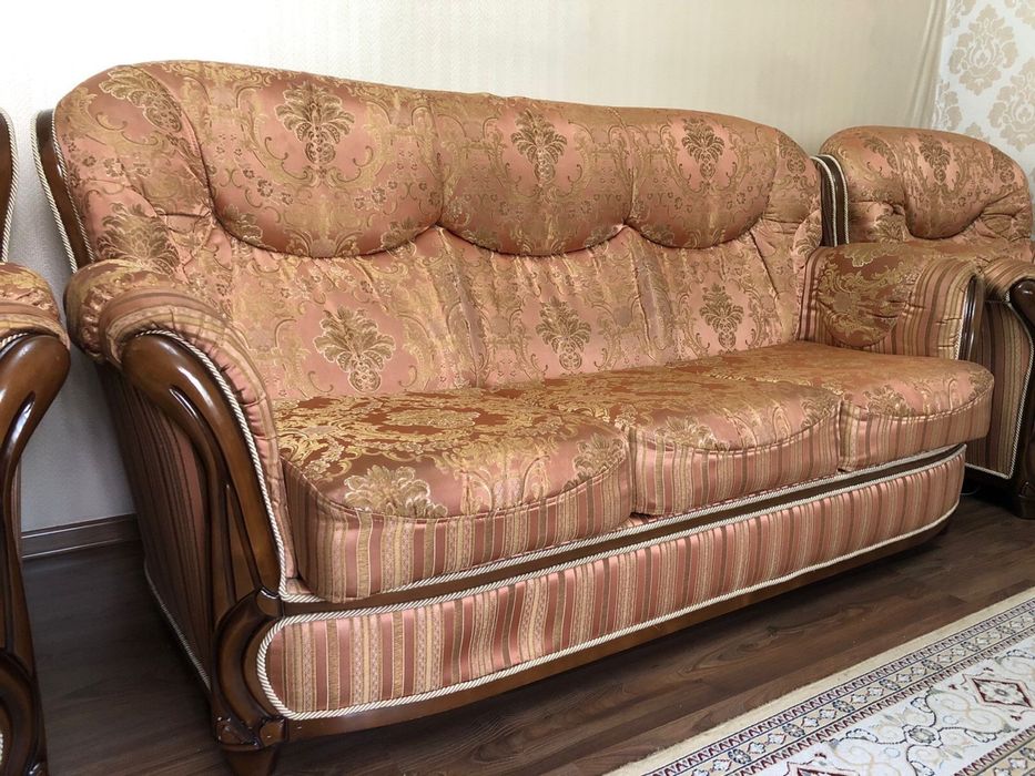 Диван и 2 кресла