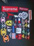 Logo abțibild sticker sigla haine tommy gucci supreme chanel ralph etc