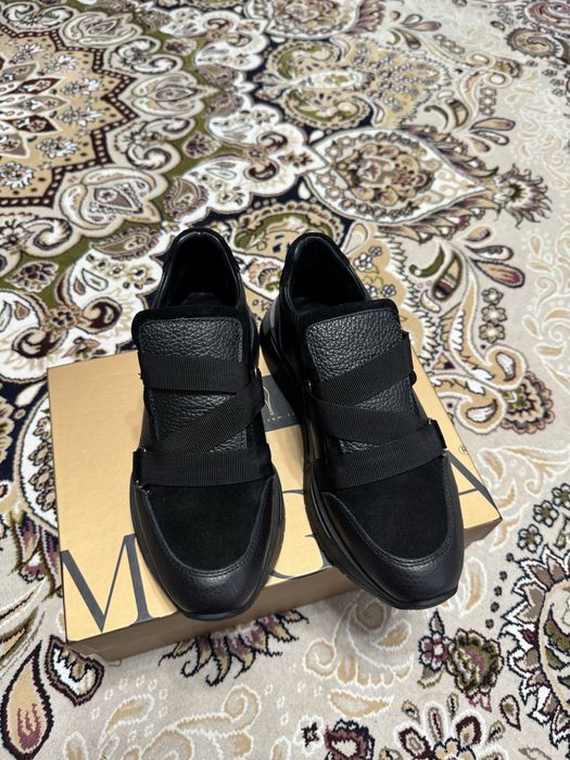 Кроссовки из натуральной кожи