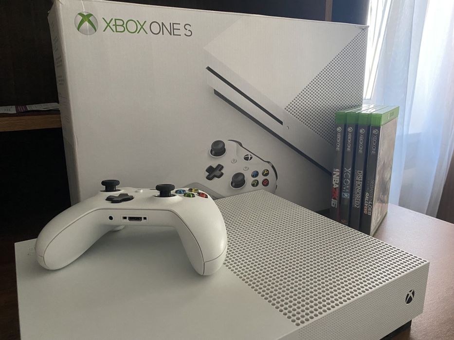 Продам xbox one s