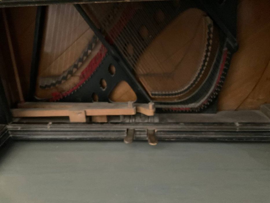 Срочно продам Актикварное немецкое пианино