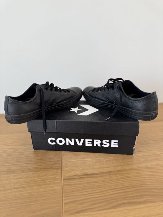 Converse tenesi de piele 42,5
