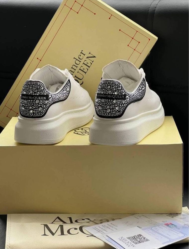 Дамски маратонки Сникърси Guess,Mk, Alexander McQueen, …