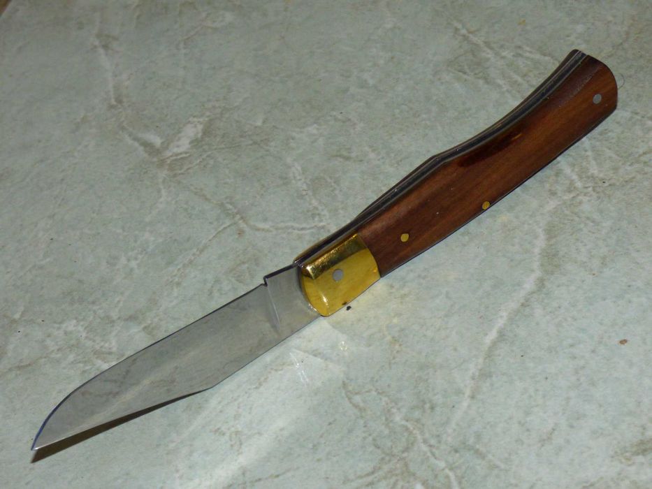 Briceag traditional maghiar Maskara lemn nuc negru Belencsák nou